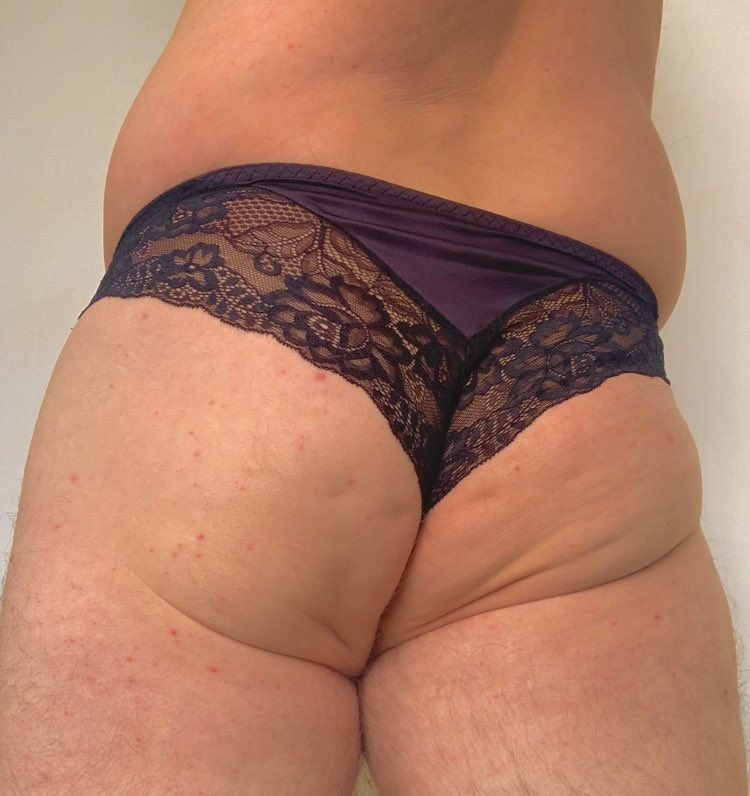 Charlotte__CD's tweet photo. @lingerielover07 https://t.co/scbD6aBnww