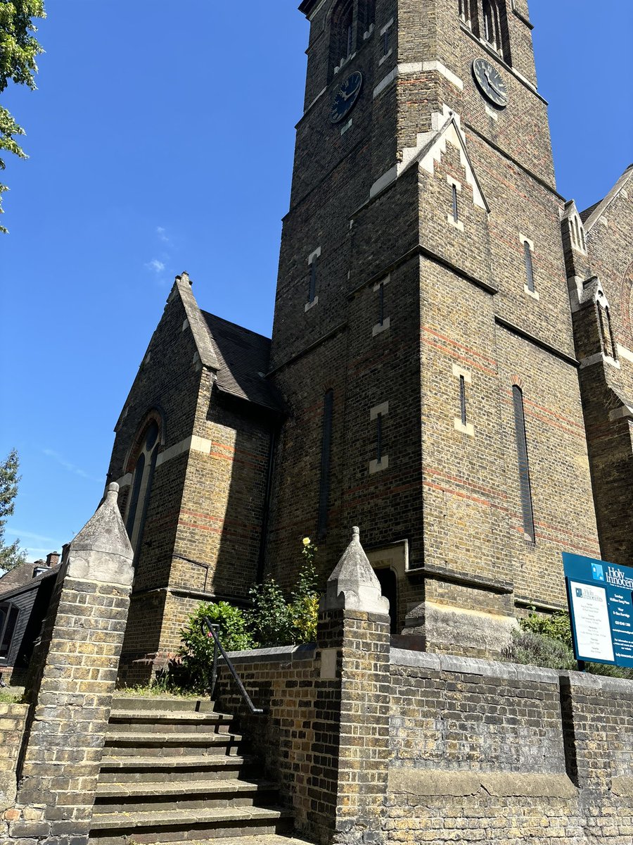 Holy Innocents looking beautiful in the Saturday sun ☀️ ⛪️ #Hornsey