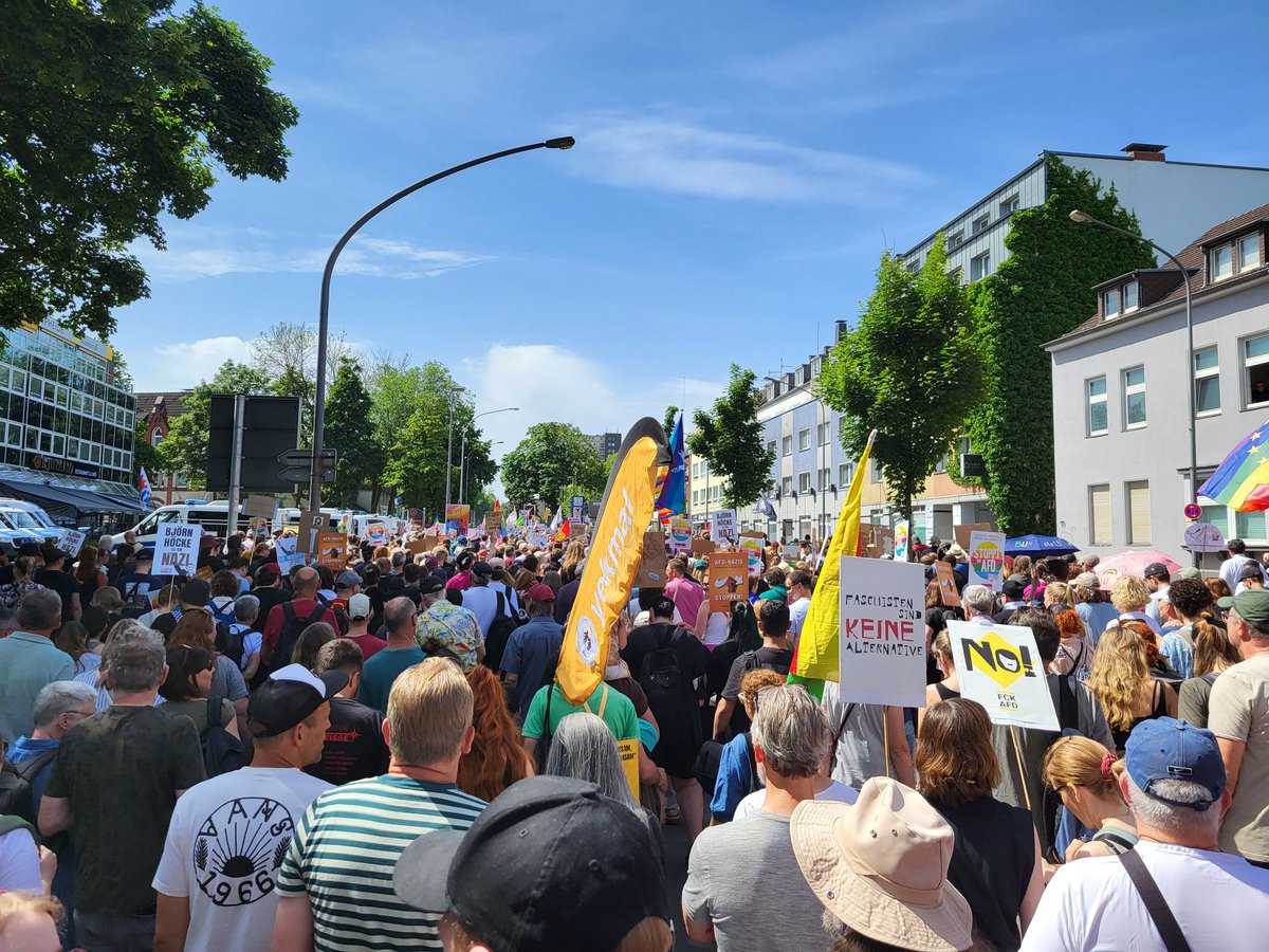 Essen bleibt stabil!
Der Pott kocht!
#niewieder