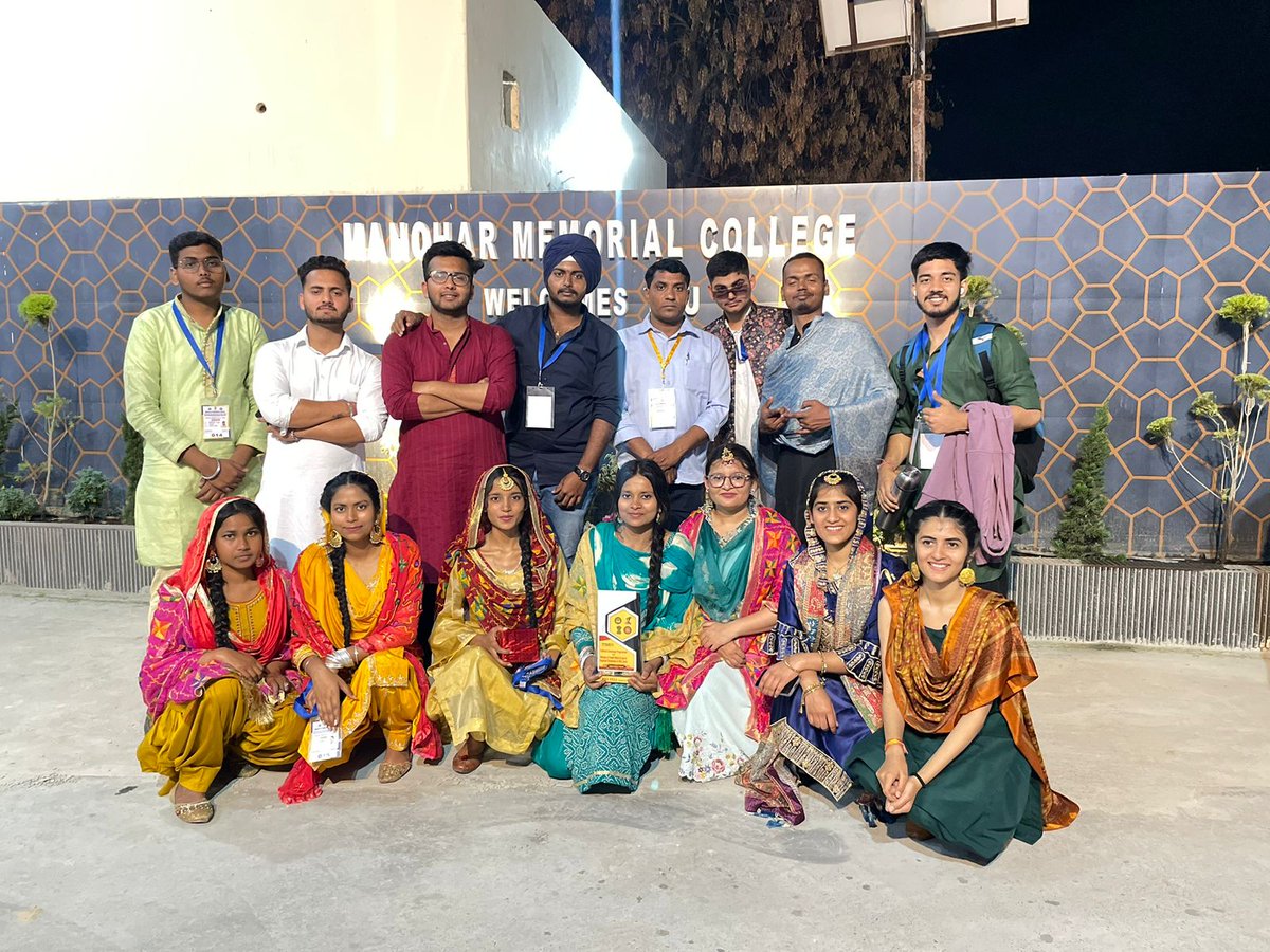 NSS_Gcg's tweet photo. 🏅Vinshu Sharma and Shalini Sahni,represented NSS GCG at the National Integration Camp held at Manohar Memorial PG College, Fatehabad from 12 March to 18 March,2024. Their dedication sets a commendable example for all volunteers.🌟 https://t.co/DHNkSB2cYf