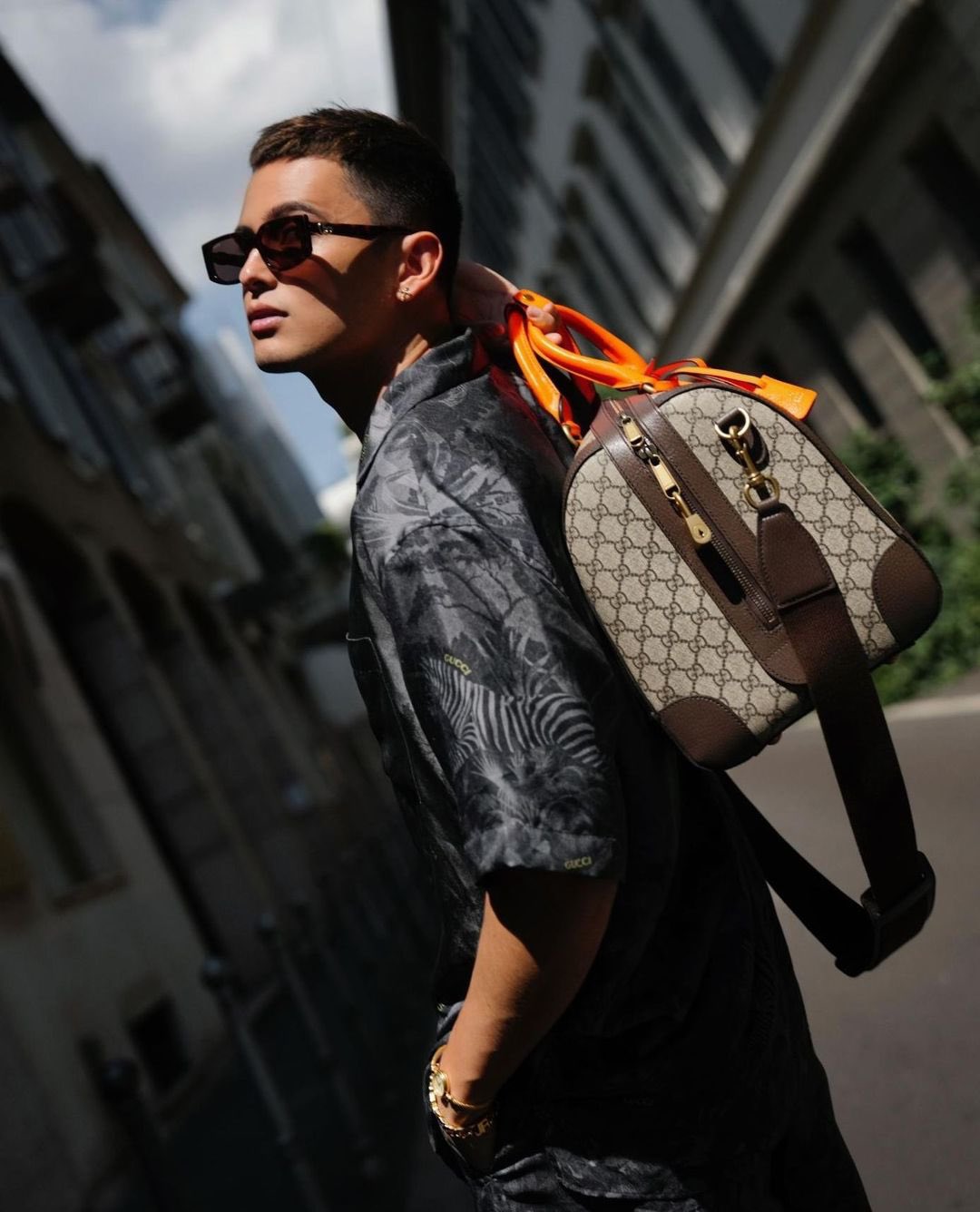 Neon gucci bag cheap