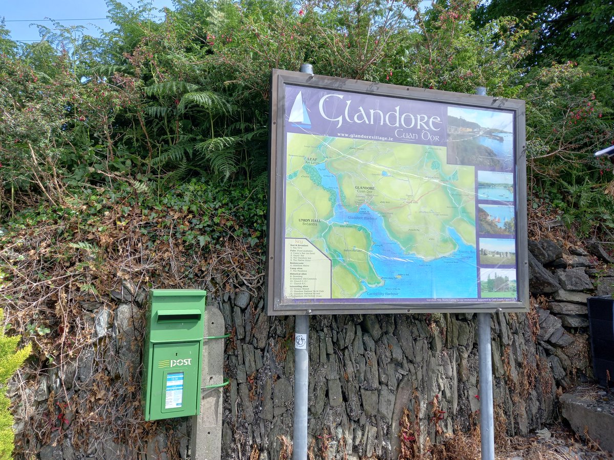 A rare hexagonal Penfold from about 1870 in Skibereen and a lamp box in Glandore, West Cork, for #PostboxSaturday 🇨🇮