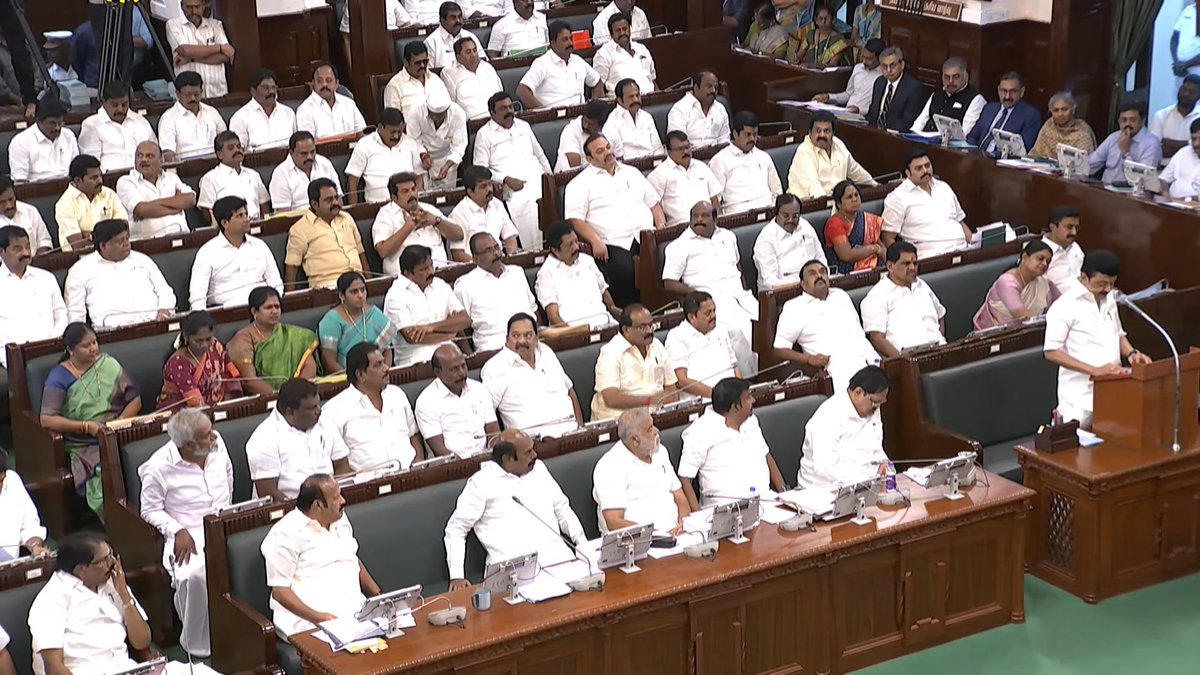 SparkPluz_'s tweet image. #BREAKING | மதுவிலக்கு சட்டம் 1937ல் திருத்தம் செய்து மசோதா தாக்கல்!

கள்ளச்சாராயம் தயாரிப்பவர்களுக்கு ஆயுட்காலம் வரை கடுங்காவல் தண்டனையோடு ரூ.10 லட்சம் அபராதம் விதிக்கும் வகையில் சட்ட திருத்த மசோதாவை தாக்கல் செய்தார் அமைச்சர் முத்துசாமி
 
#TNAssembly #ProhibitionAct #SparkMedia