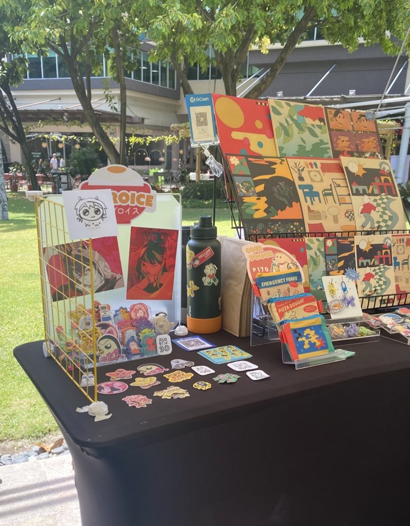 cheeseroice's tweet photo. HIIII im in 📍mocaf art bazaar, bgc highstreet !!
tabling w/ squirrel.head https://t.co/TuSnRFGJjF