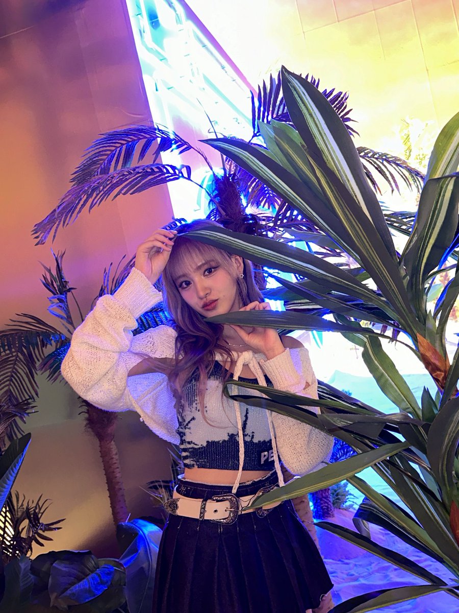 izwonny__'s tweet photo. Liz bubble update 💙��� https://t.co/LZuuYM308q