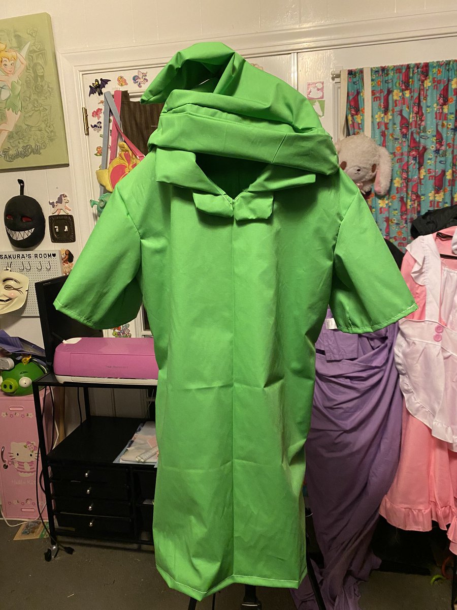 No where near perfect but got my kiddos link tunic and cap done! Thanks to <a href="/MadewithMaridah/">Maridah's Cosplay Patterns</a> even tho I somehow lost the instructions? So the collar and cap got winged xD it’ll do tho!