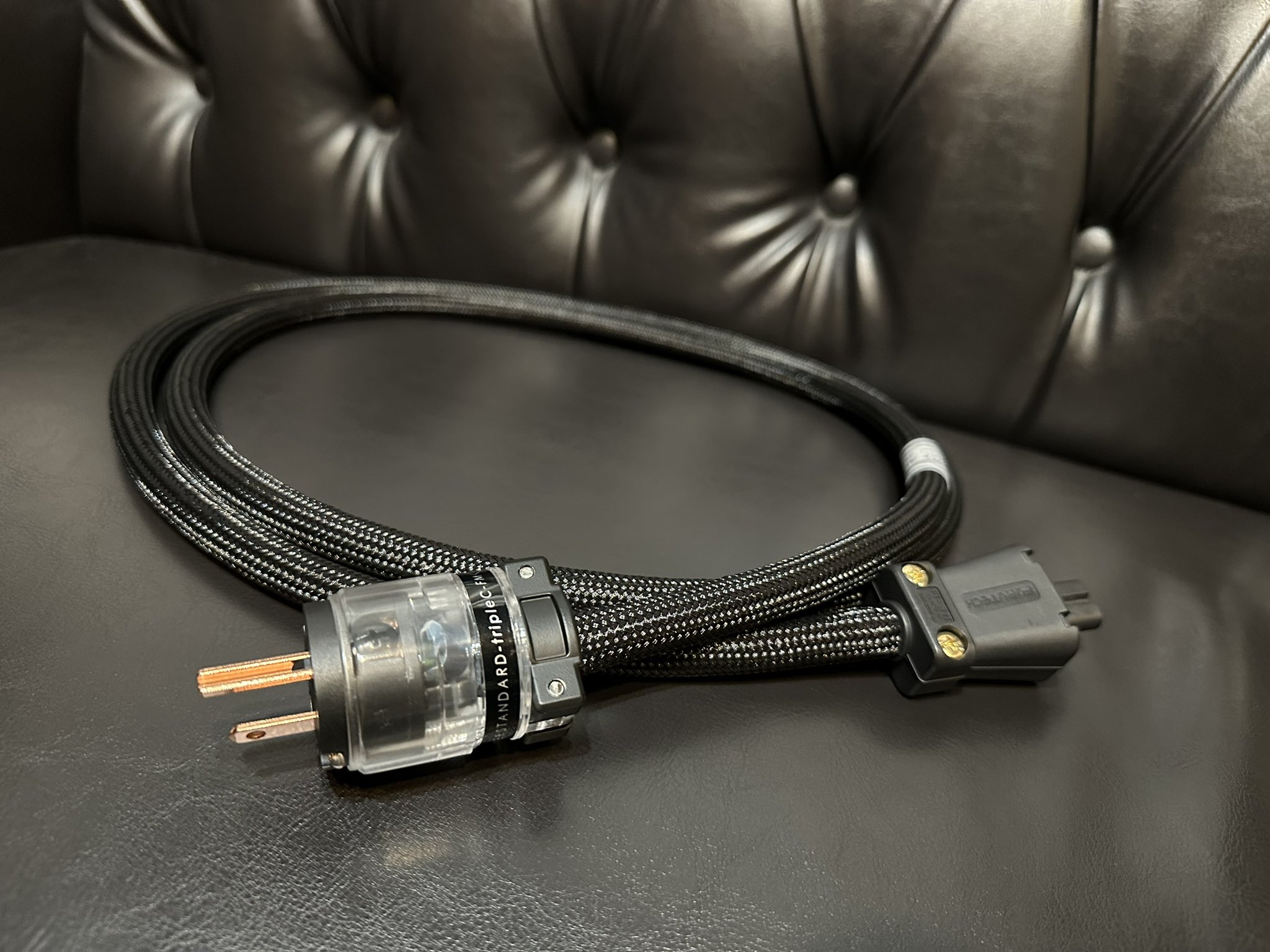 Mac Studio 電源ケーブル 未使用 Mac Studio（2022） - 充電アクセサリ