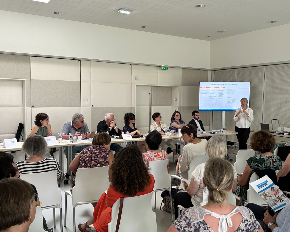IsabelleBrique2's tweet photo. AG des #PEP87 hier après-midi. 
Depuis bientôt 100 ans, elles aident et accompagnent les enfants, adolescents et adultes. Guidées par les principes d’égalité, de solidarité et de laïcité, leurs actions sont indispensables au vivre ensemble. #HauteVienne https://t.co/z2Gu4QVsmu
