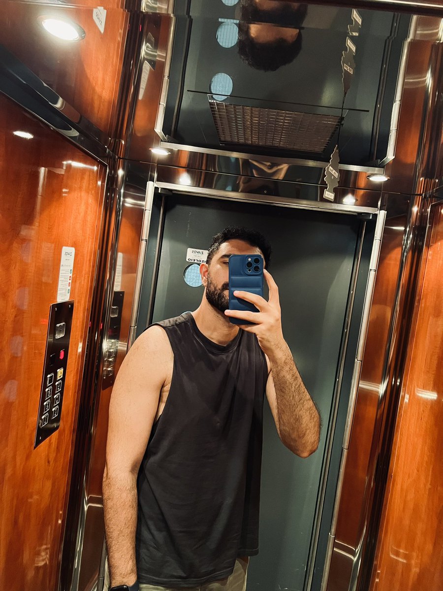 StefAlexiadis's tweet photo. 🤳🏽 https://t.co/bLbkVW7vk2