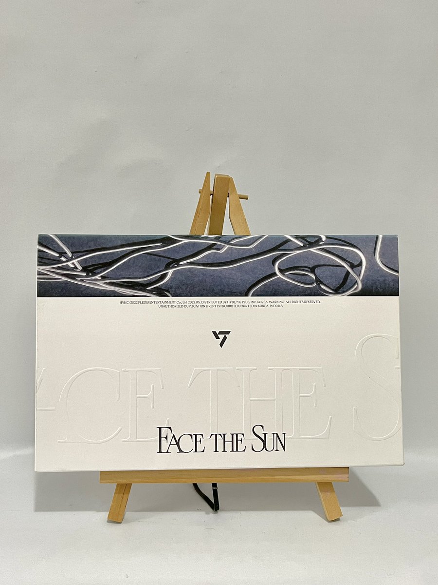 dkfundme's tweet photo. wts lfb ph • seventeen 4th album face the sun (unsealed) ep. 2 shadow

₱200 

inclusions:

lyric book
photobook
cd
plastic card

*all inclusions are in good condition https://t.co/xyPGQt3HZX