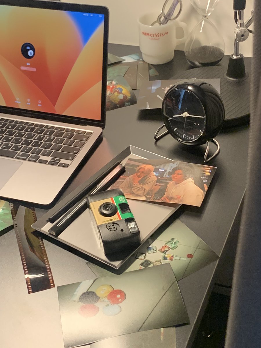 æริจัง tweet media