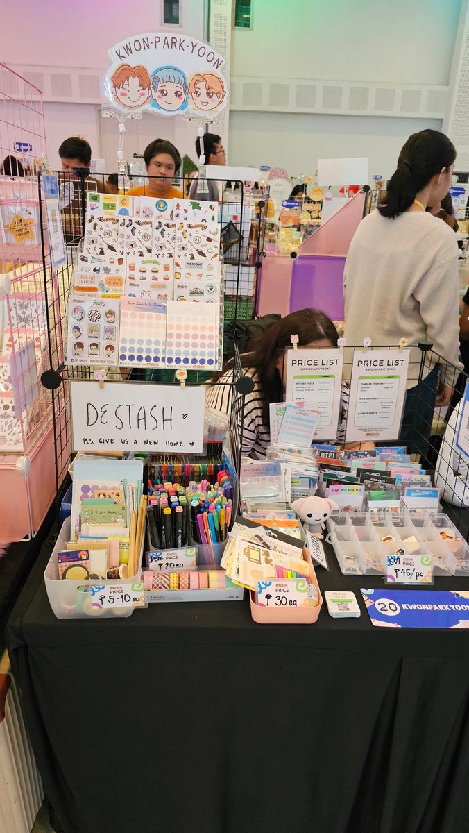 KwonParkYoon's tweet photo. Some members running out already. Catch us at Table 20 @StickerConMNL https://t.co/i7zjOejl24