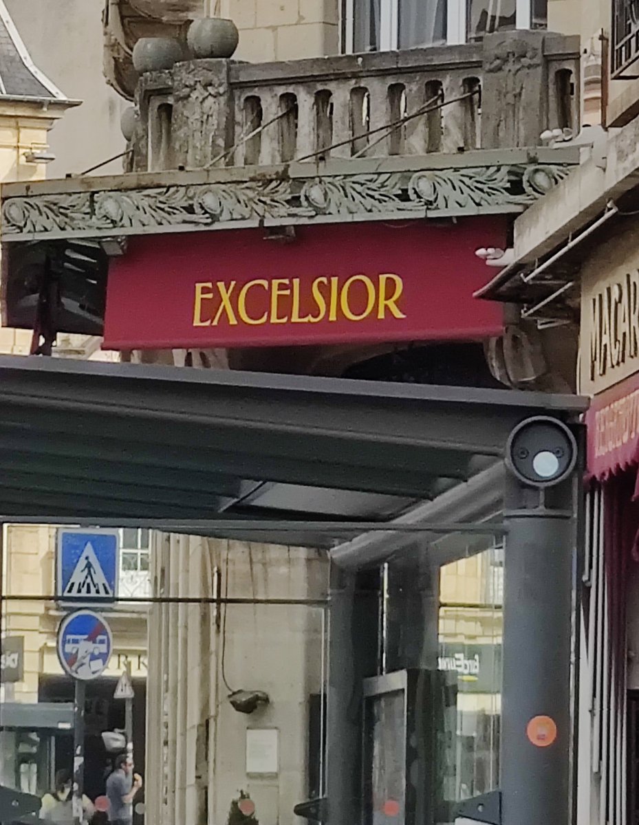 HammerKick tweet media