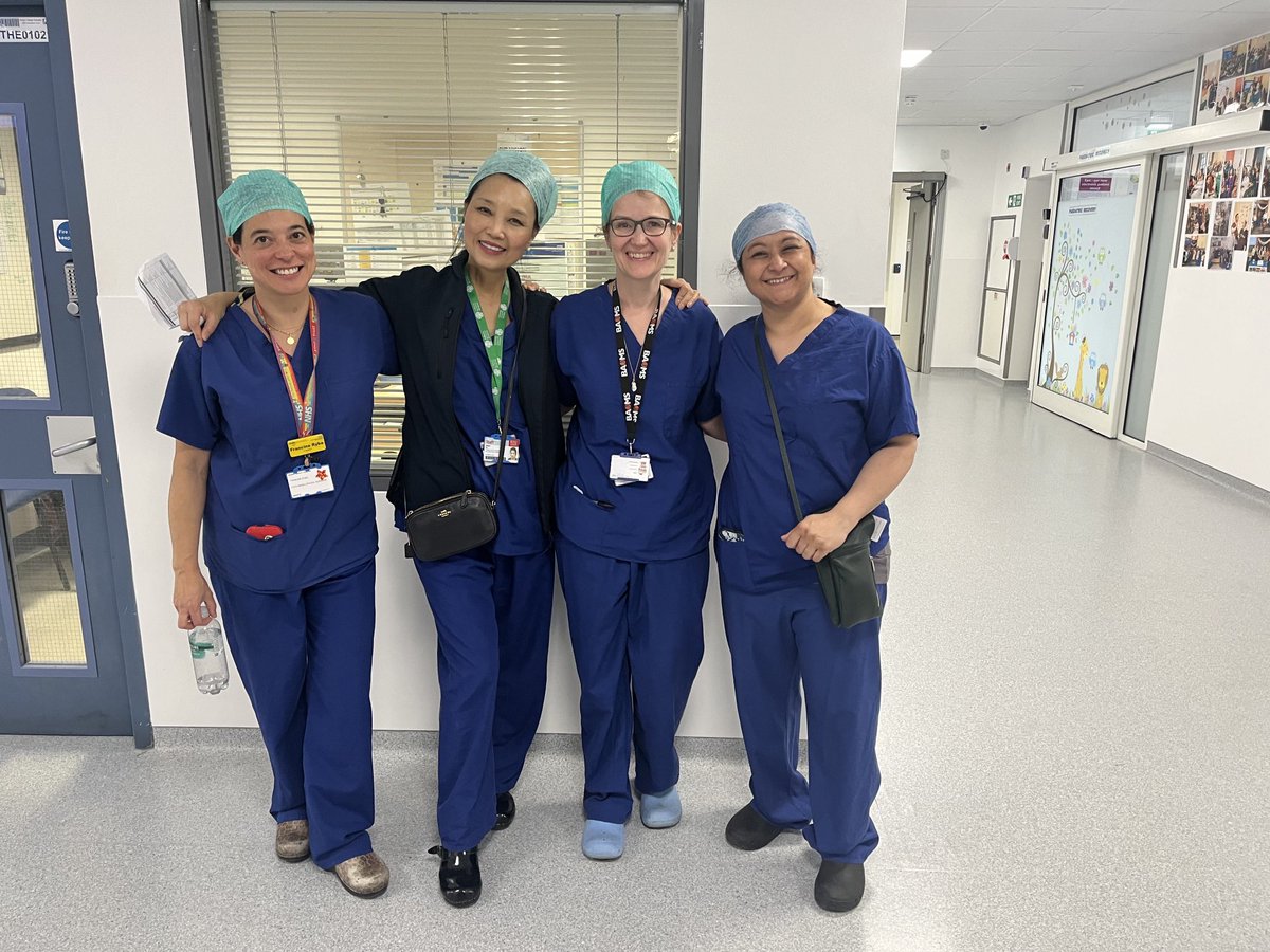 KathyFanSurgeon's tweet image. Day 2 #DoctorsStrike supporting our trainees for better conditions. Colleague Katherine George has 3 consultants acting down supporting on call … ⁦still smiling