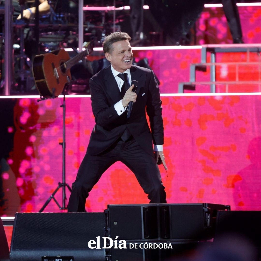 eldiacordoba's tweet photo. 📸 Las mejores fotos del concierto de Luis Miguel en la Plaza de Toros de Córdoba
https://t.co/YZIiMAgBEl https://t.co/yCZAaWKlSj