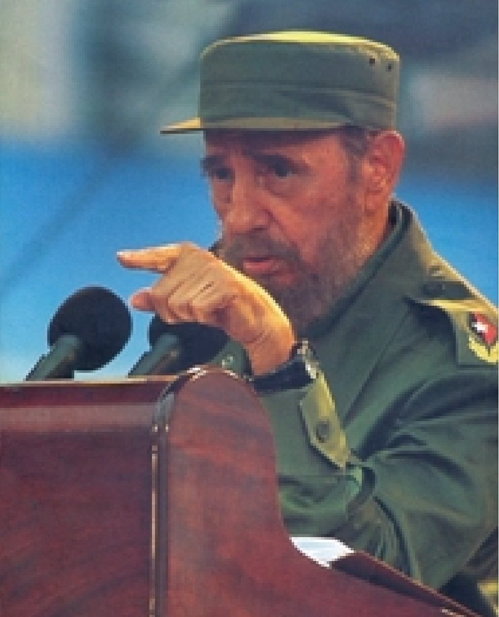 Nadie cree que #Cuba patrocina ningún  terrorismo,  todo lo contrario, somos victimas pero nuevamente nos mantienen en la mentirosa 
y unilateral lista de Estados patrocinadores del terrorismo que nos limita nuestro desarrollo.
¡Esto es genocidio! Nos quieren asfixiar.