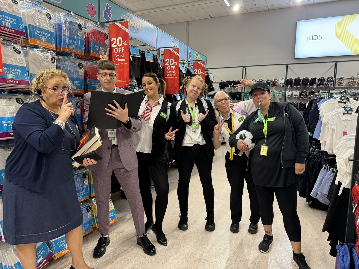 20% off School uniform this weekend at Asda 💚🎓
