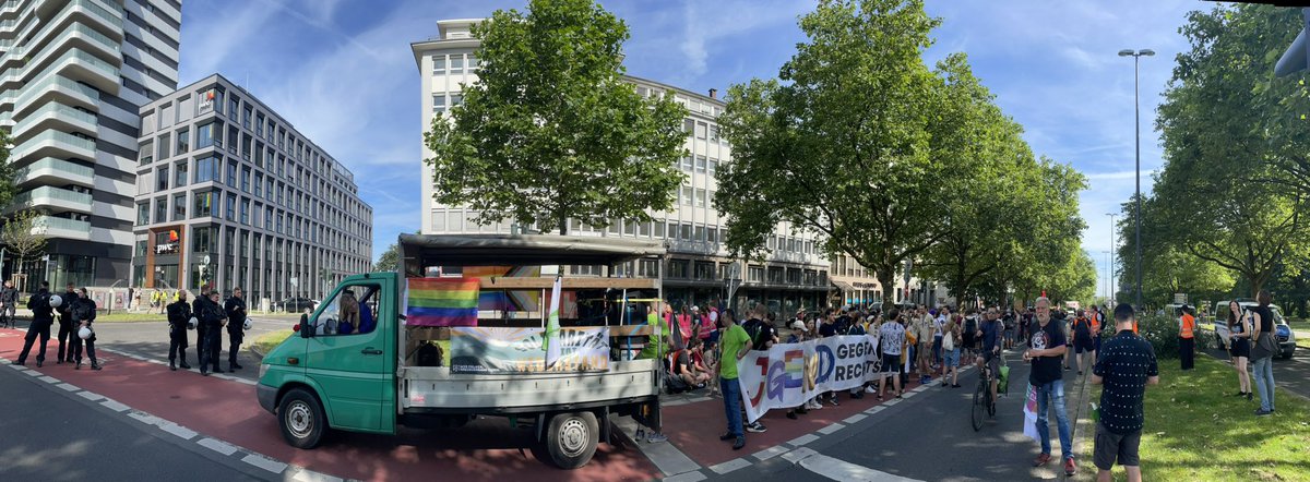 Demo gegen den #noAfD Parteitag in Essen formiert sich