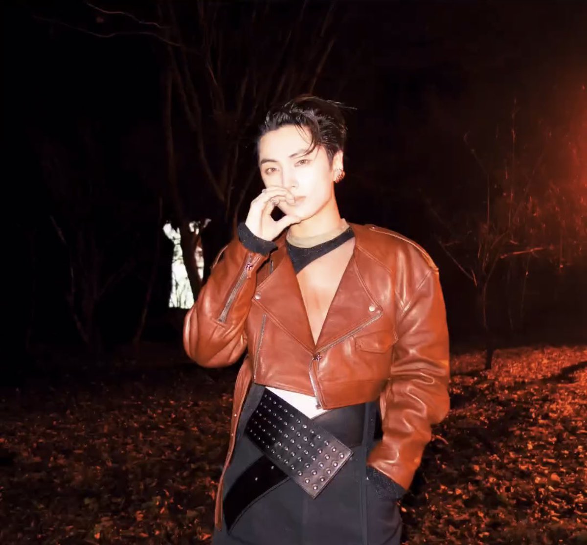 enhypenupdates's tweet photo. (11/23)

@ENHYPEN_members @ENHYPEN #ENHYPEN #엔하이픈 #JAY #제이 https://t.co/Mmsi9IspI0
