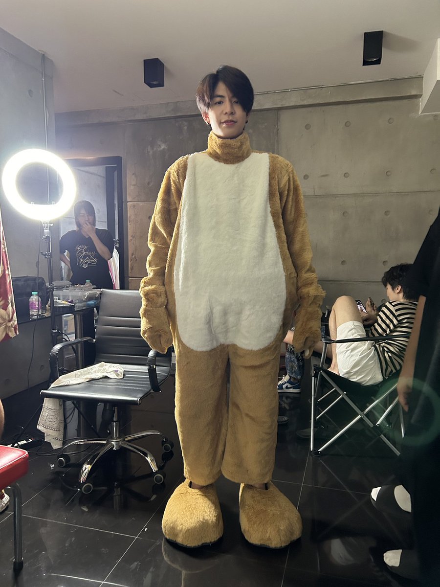 Pongpular's tweet photo. เจอพี่หมีแกงอีกรูป

#OnlyBooSeries https://t.co/6nxWSjBlI5