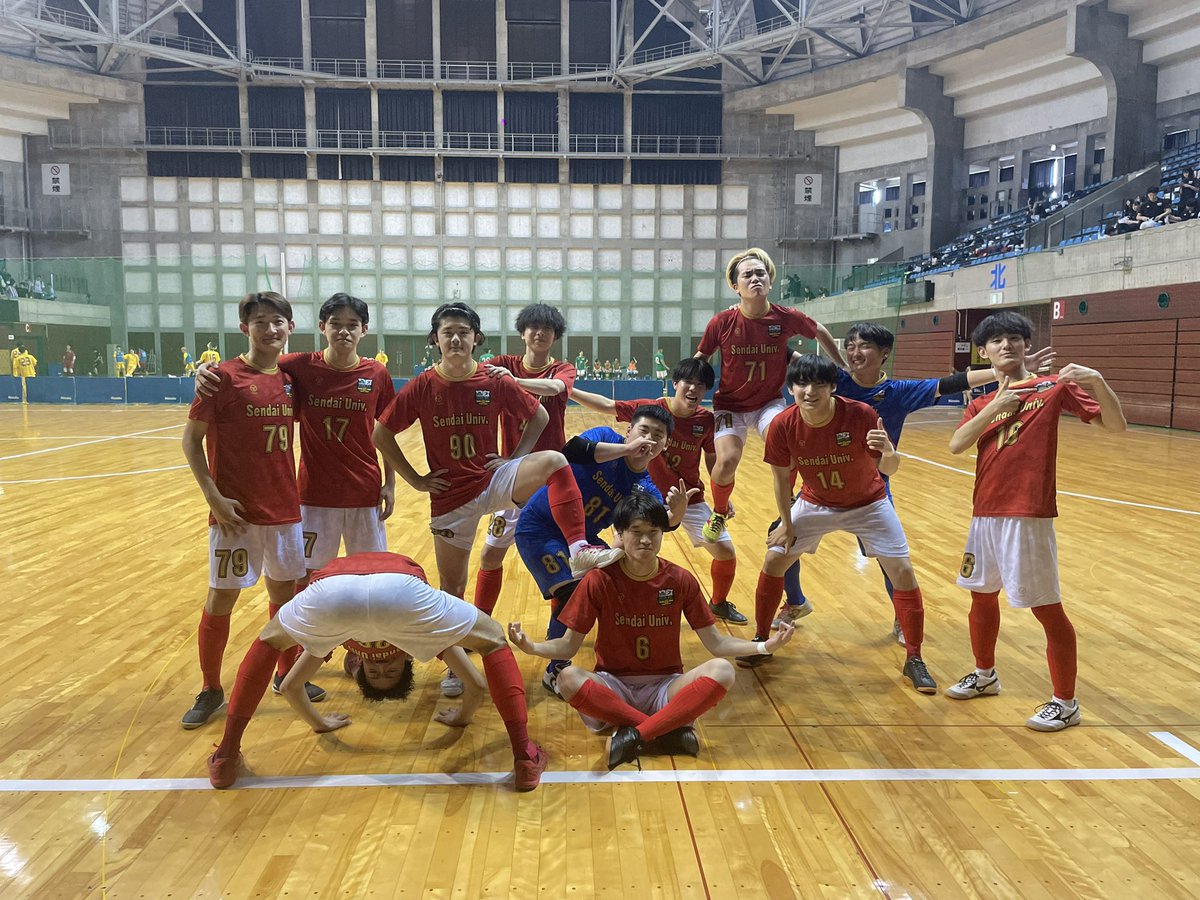 sufs_official's tweet photo. JFA全日本大学フットサル大会東北大会 2回戦

会場（CNAアリーナ）

対（富士大学体育会サッカー部）

前半1-1
後半0-2
結果2-3 ☔️負け☔️

🎌得点者🎌
菅野 太陽

次の試合は、明日11:30から国際教養大学GPIASさんとの戦いです🔥
引き続き応援よろしくお願いします！！！ https://t.co/7ysthOvaZ3