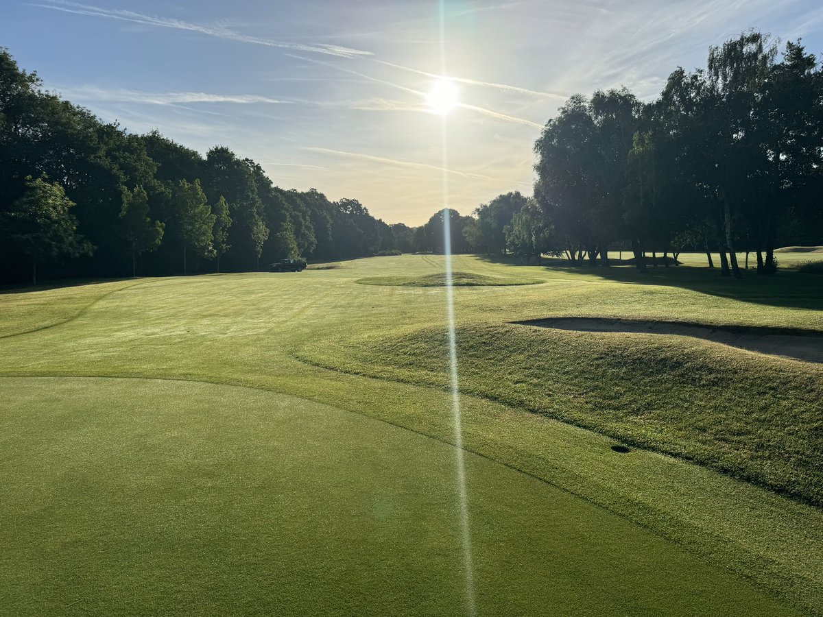 Wayne Aris (@wayne_aris90) on Twitter photo Course was shining this morning. Full set up from the team today for captains charity day <a href="/LangleyParkGC/">Langley Park GC</a> 🔥 Course was shining this morning. Full set up from the team today for captains charity day <a href="/LangleyParkGC/">Langley Park GC</a> 🔥