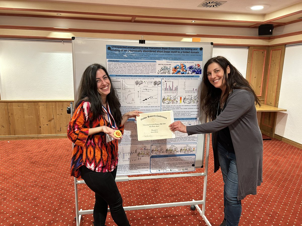 Chemes Lab (@chemeslab) on Twitter photo We are thrilled to have attended the <a href="/GrcIdp/">IDP GRC</a> conference, the level of cutting edge science was unparalleled!!! We are also extremely proud of our former postdoc <a href="/LuciaChemist/">Lucía Álvarez</a> who won a poster award for her work performed in our Lab at <a href="/unsamoficial/">Universidad Nacional de San Martín</a> <a href="/ebynunsam/">Escuela de Bio y Nanotecnologías</a> 🇦🇷 We are thrilled to have attended the <a href="/GrcIdp/">IDP GRC</a> conference, the level of cutting edge science was unparalleled!!! We are also extremely proud of our former postdoc <a href="/LuciaChemist/">Lucía Álvarez</a> who won a poster award for her work performed in our Lab at <a href="/unsamoficial/">Universidad Nacional de San Martín</a> <a href="/ebynunsam/">Escuela de Bio y Nanotecnologías</a> 🇦🇷