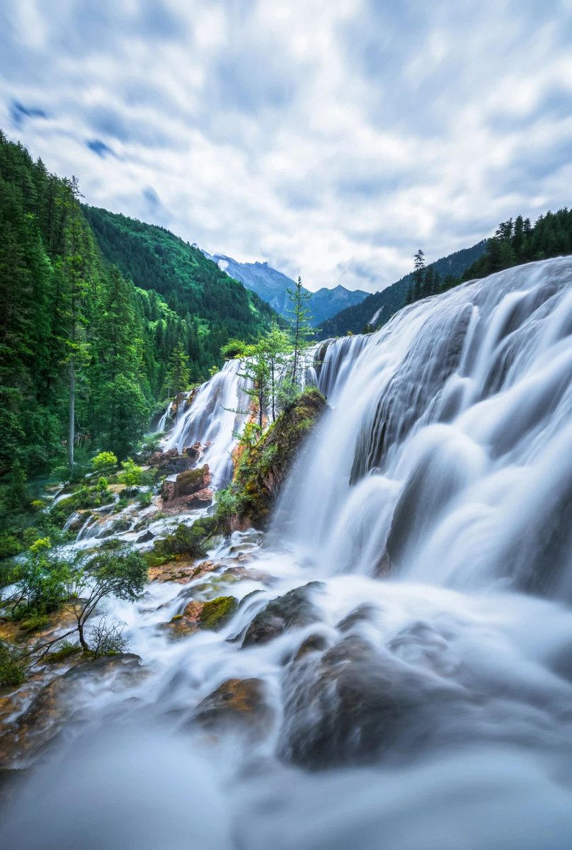 Beautiful scenery of Jiuzhaigou