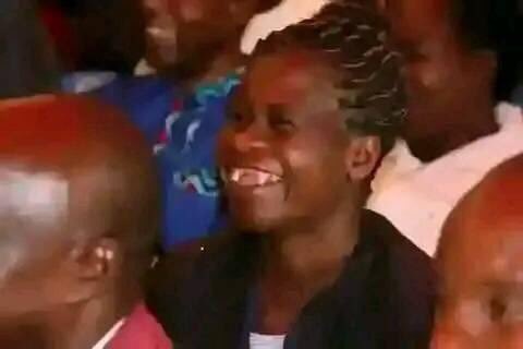 Cudsy05's tweet photo. @LynneStactia Mabasa emusombodhiya https://t.co/sA11PDigNB
