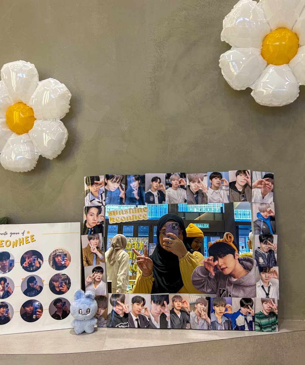 winterheaven_'s tweet photo. #OurSunshineKeonhee has officially ended!

Thank you so so much to everyone who helped me decorate and to everyone who came to today's event!

I'm sorry if there was any lacking on my side and I hope everyone who came enjoyed!

Let's meet in the next event! 💛 https://t.co/SHLnkBRdoK