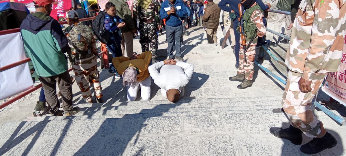 Prahlad Singh Patel ( वृक्ष से जल, जल से जीवन) tweet media