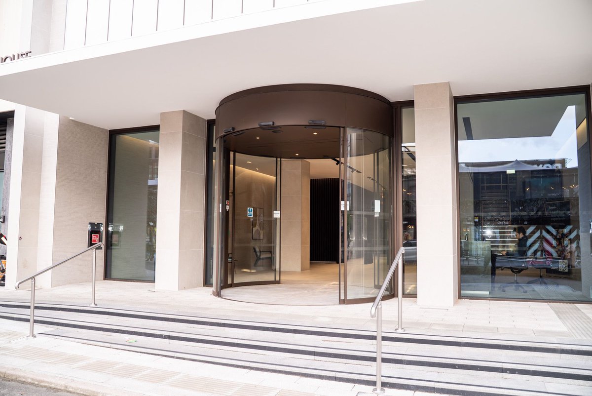 AMP Serviced Offices tweet media