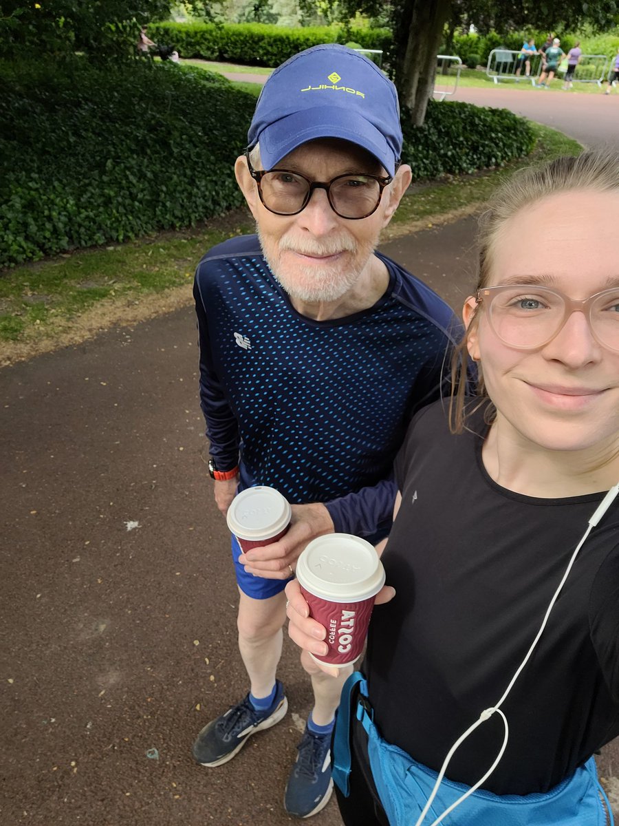 eapillar's tweet photo. Parkrun done, time for coffee! Needed this today ☀️ https://t.co/YQzot5Mz0a