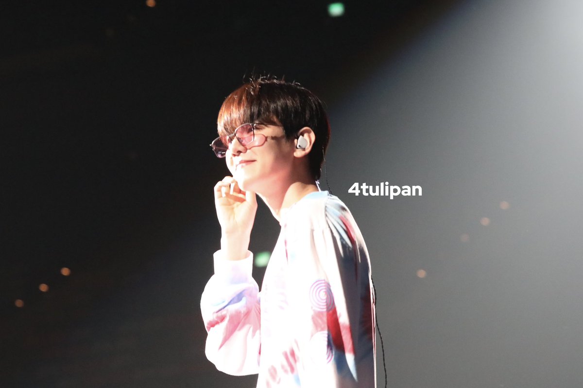 240629 <Lonsdaleite> in Macao

#백현 #BAEKHYUN