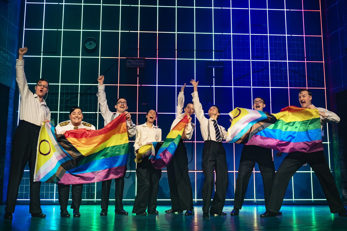 mincemeatlive's tweet image. Happy Pride from all at team Mincemeat!🏳️‍🌈🕵️