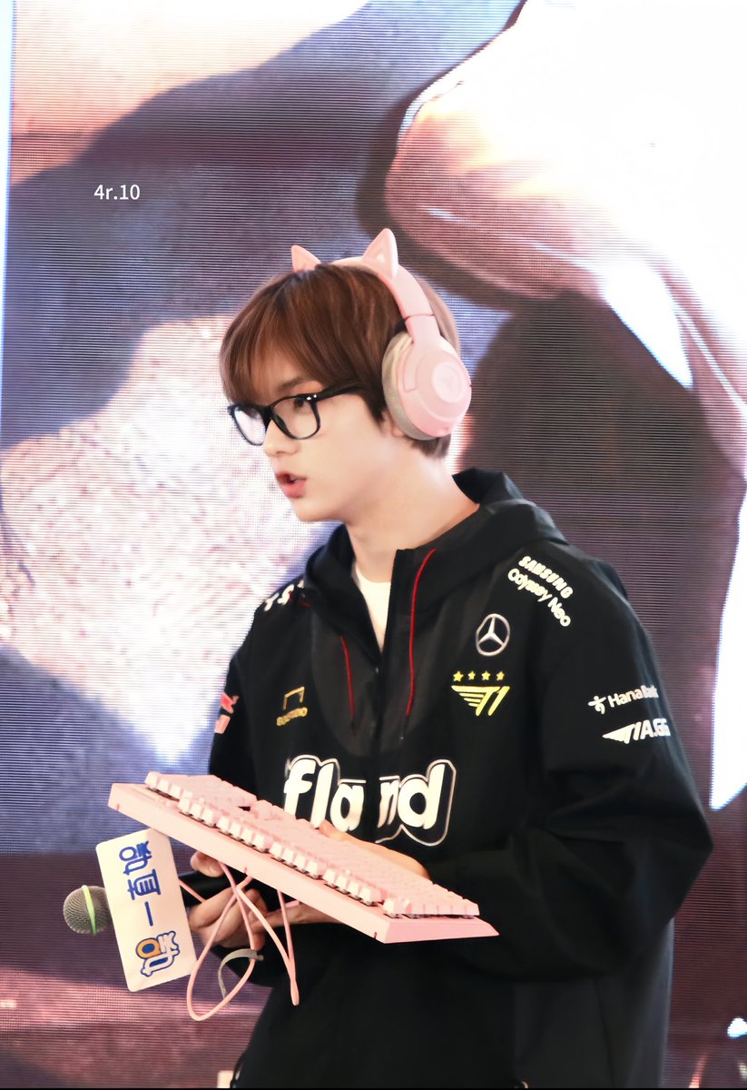 20240629🐱

#수빈 #SOOBIN  #スビン

#투모로우바이투게더 #TXT