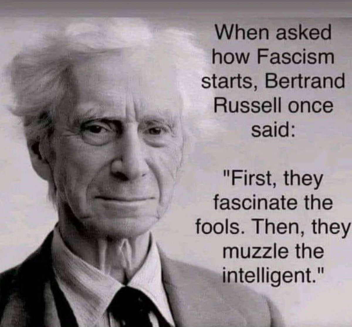 SydesJokes's tweet photo. How #Fascism starts

Please Like and Retweet. https://t.co/slfwl4HoqY