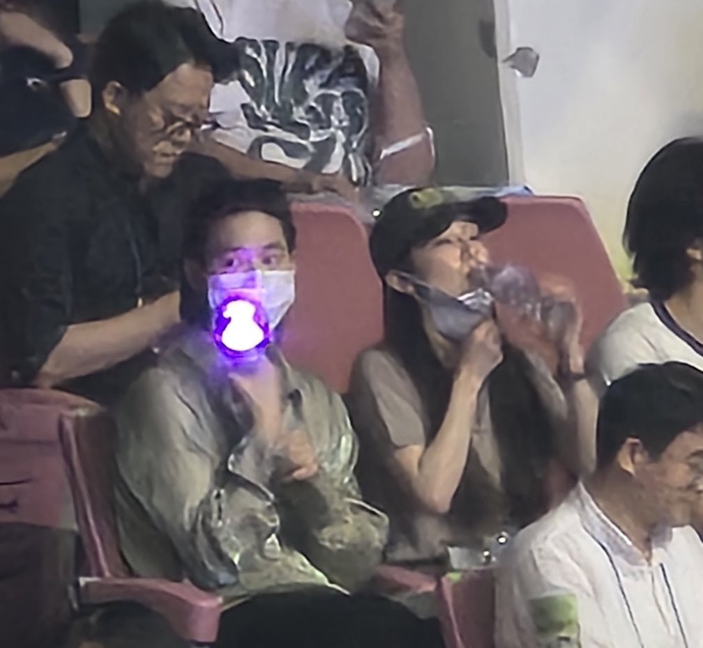 329pepper's tweet image. ไปดูคอนเสิร์ตด้วยกันบ่อยมากกกกดดงงสุดๆ