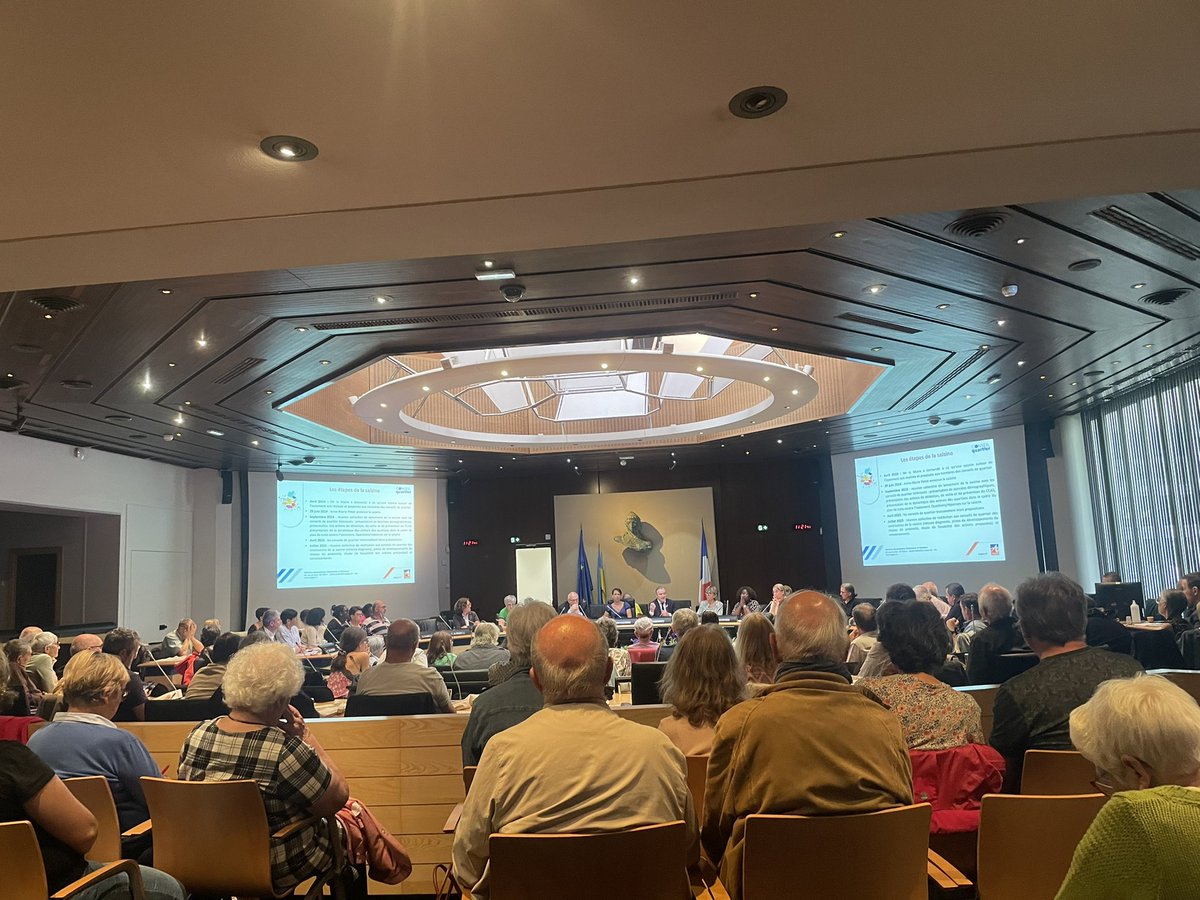 Laurent (@docistia) on Twitter photo Réunion des conseils de quartier <a href="/Angers/">Ville d'Angers</a> pour faire le point sur les projets portés par les habitants engagés dans leur #quartier <a href="/UnivAngers/">Université d'Angers</a> est membre depuis 4 ans du conseil #BelleBeille L’occasion de rappeler le travail effectué sur l’ #intergenerationnel et la #citoyenneté Réunion des conseils de quartier <a href="/Angers/">Ville d'Angers</a> pour faire le point sur les projets portés par les habitants engagés dans leur #quartier <a href="/UnivAngers/">Université d'Angers</a> est membre depuis 4 ans du conseil #BelleBeille L’occasion de rappeler le travail effectué sur l’ #intergenerationnel et la #citoyenneté