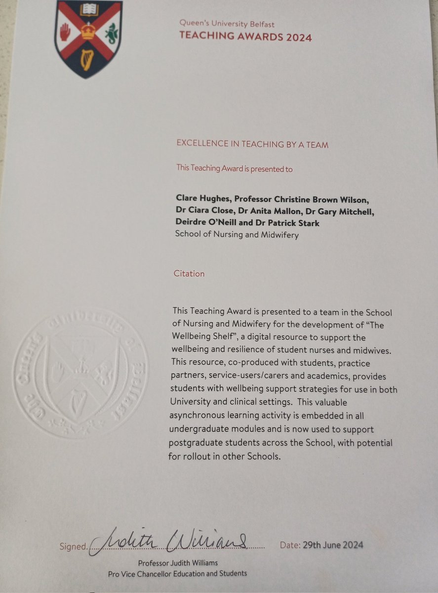 Lovely morning at the QUB Nursing &amp; Midwifery graduation, well done everyone 👩‍🎓🥳 Delighted to be part of the team receiving a teaching award for Excellence in Teaching by a Team