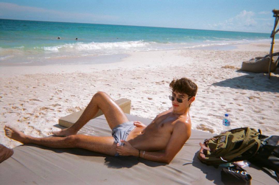 sexy stephen tweet media