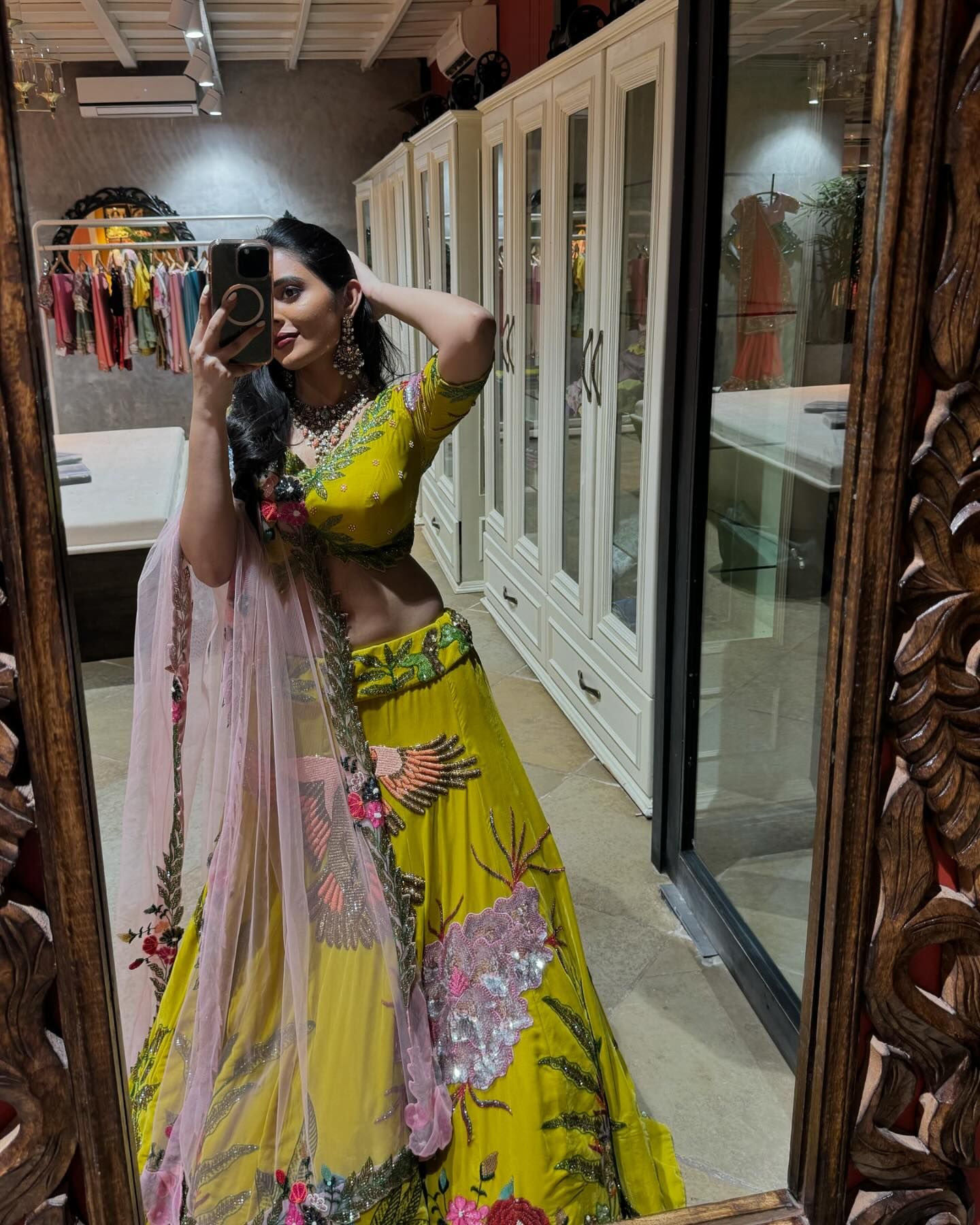 GRP-bAPawAAZYqr?format=jpg&name=large