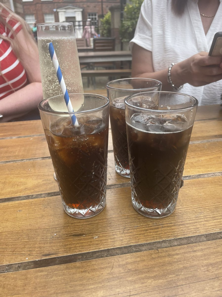Celebrating my official last day <a href="/mpftnhs/">Midlands Partnership University NHS FT</a> Excited for my new adventure <a href="/uhnm/">Martin Torres</a>
