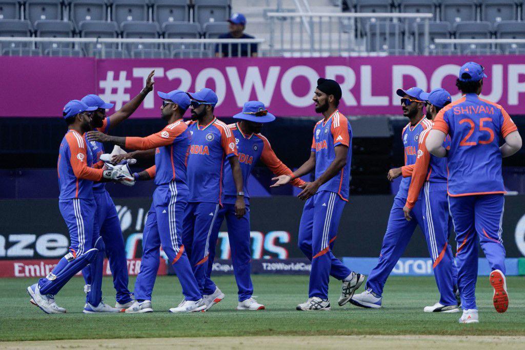 India in the T20I WC final against South Africa brings ASLI KHUSHI, especially with <a href="/Parle2020cookie/">Parle2020Cookies</a>.