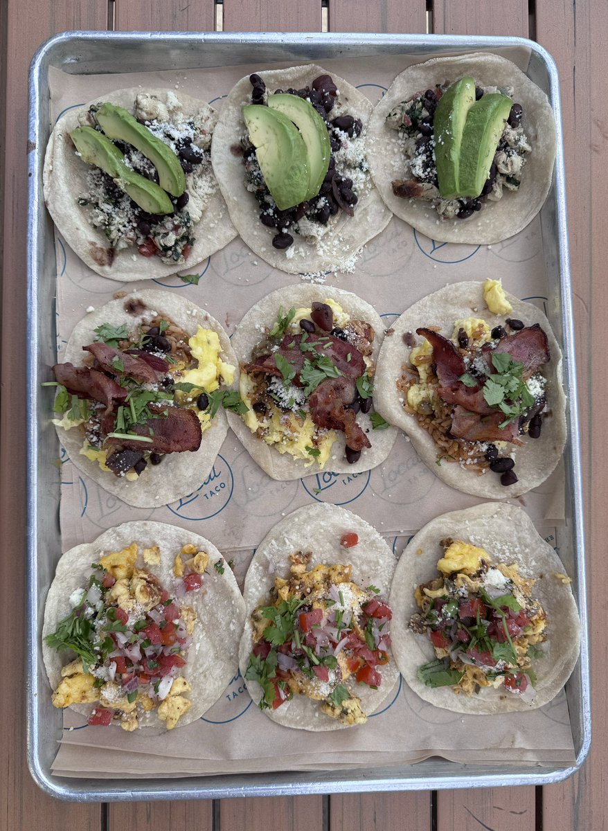 LocalTacoLEX's tweet image. Brunch 10-3 #mimosas #brunch #breakfasttacos #lexingtonky #localtacolex #eggs #centerfieldfarms #browningscountryham