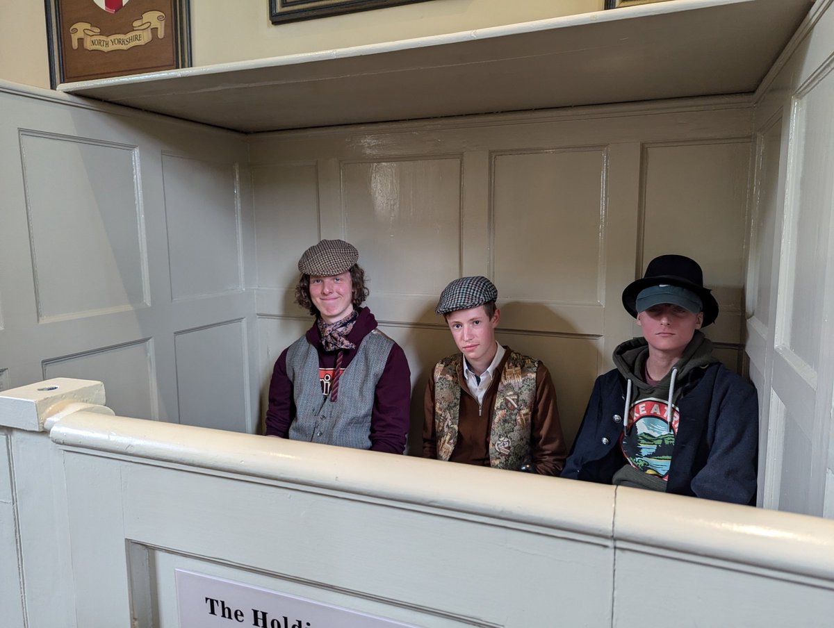 KHSHistoryDept's tweet photo. Our second visit was to the Ripon Courthouse museum where our students had the chance to reenact a real court case in full costume. Well done to those who participated!
@KingHenrySchool https://t.co/9c6ood1xa2
