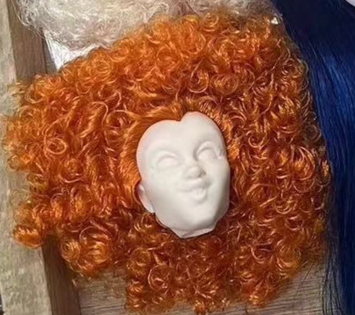 Skullector Sanderson sisters?