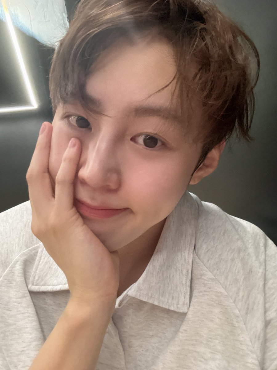 아기복숭아 그자체