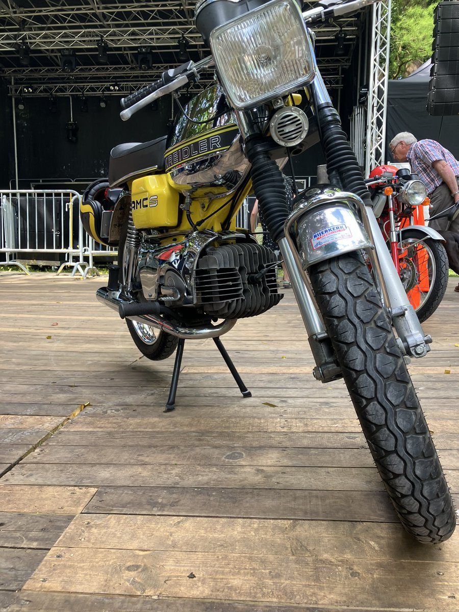Geweldige brommerrit vandaag Kaag en omstreken #Kreidler #oldtimer # Kaagweek