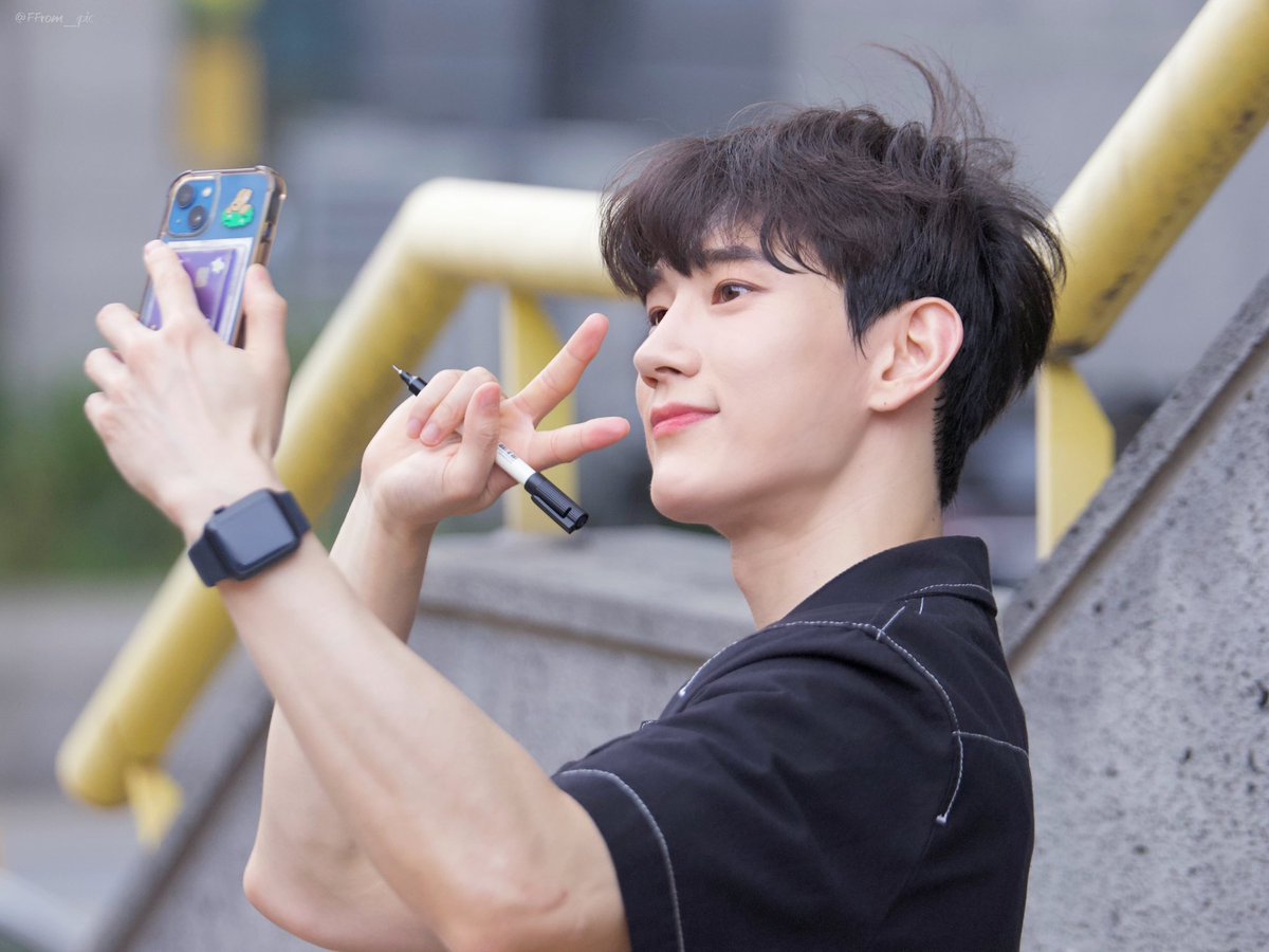 𝓣𝓸. tweet media